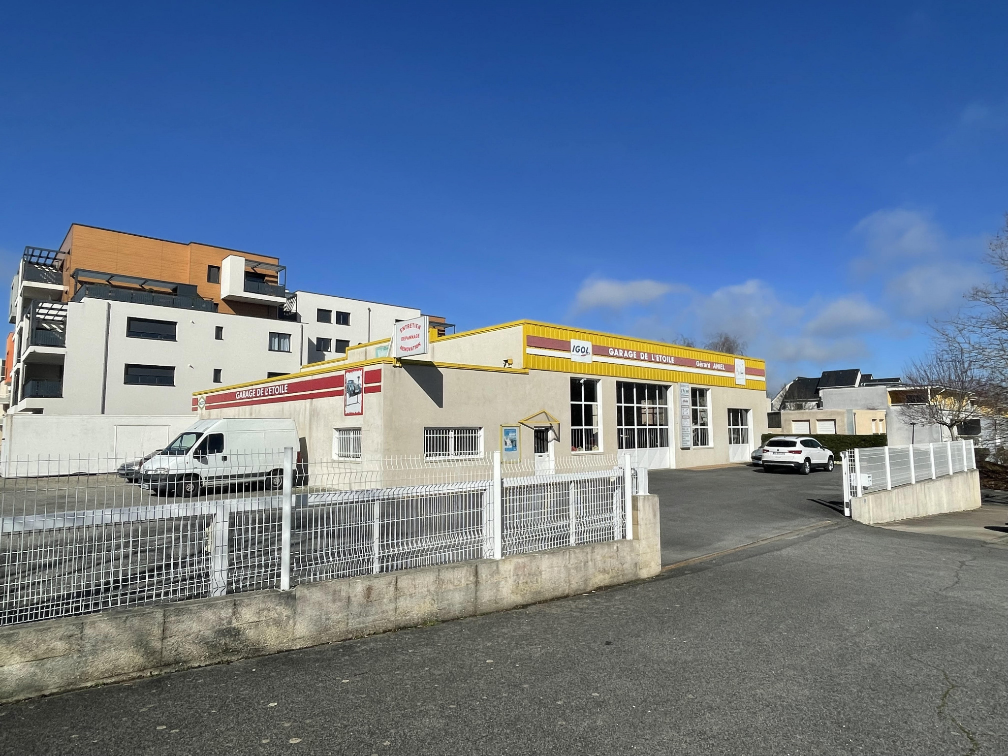 Grand local de 500 m² à La primaube- secteur étoile